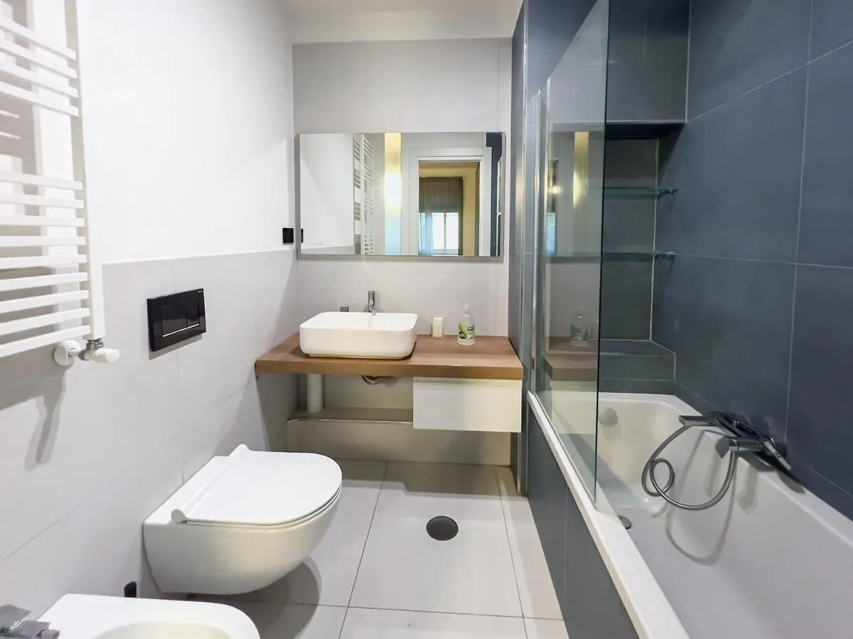 Apartment 2 Double Rooms Private Parking Fast Wifi Rome
